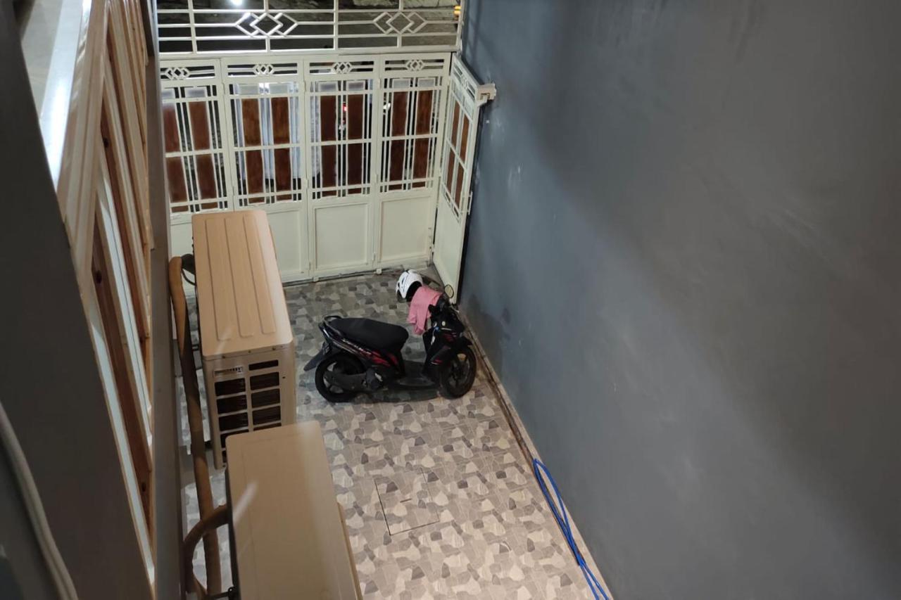 Oyo 91209 Arjuna Residence Syariah Sby Surabaia Exterior foto